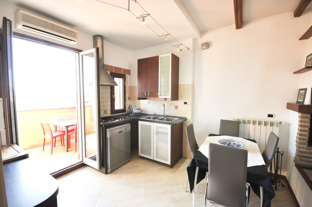 Penthouse With View Apartment Rome Bagian luar foto
